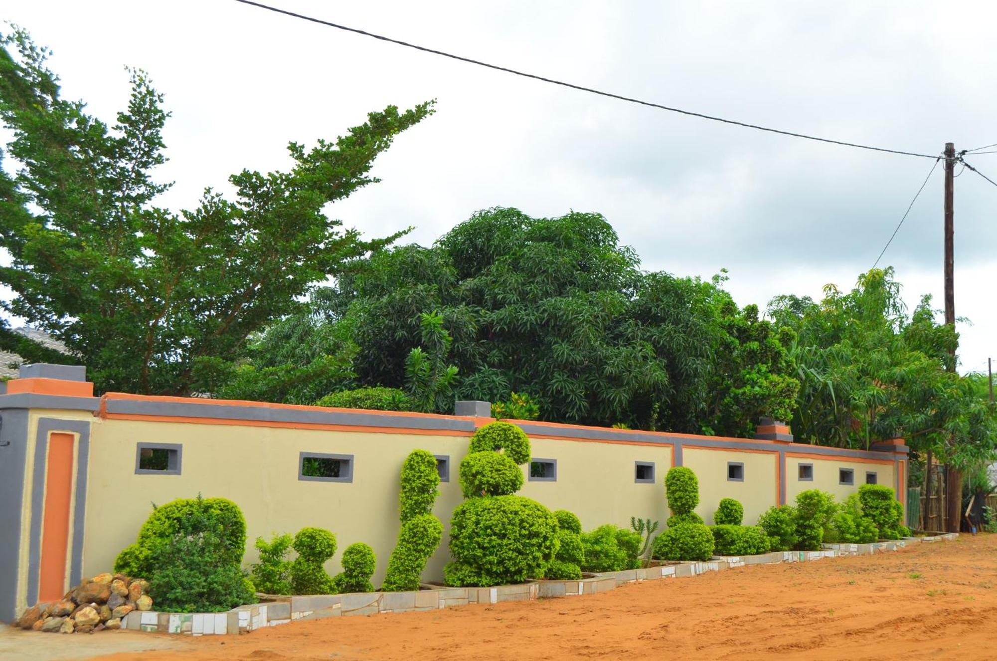 Chobe Kulotu Guest House Kasane Exterior photo